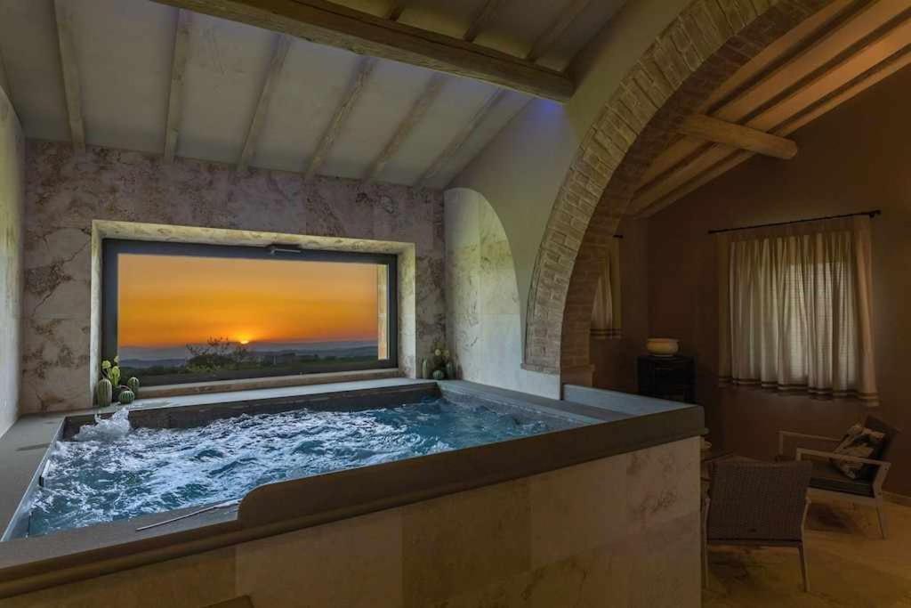 Villa I Cipressini Piscina Riscaldata Spa Toscana Pienza Exterior photo
