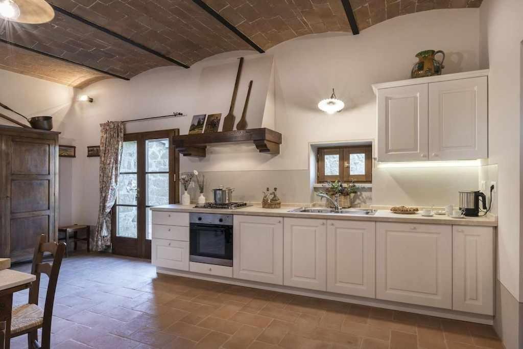 Villa I Cipressini Piscina Riscaldata Spa Toscana Pienza Exterior photo